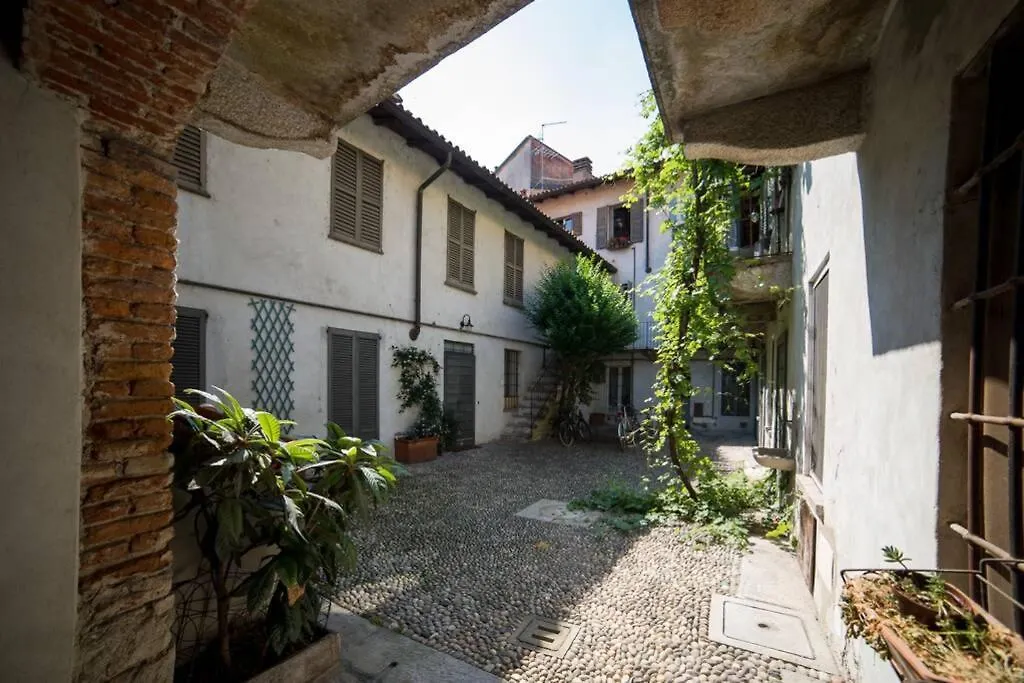 מילאנו Hbhall Navigli 2 Apartment 0*,