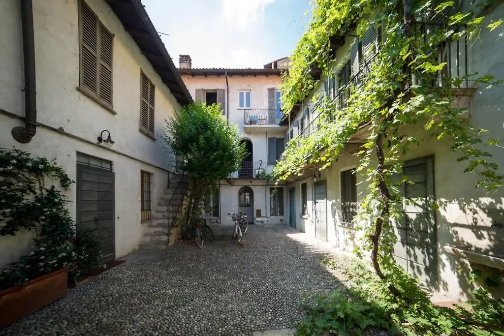 מילאנו Hbhall Navigli 2 Apartment 0*,